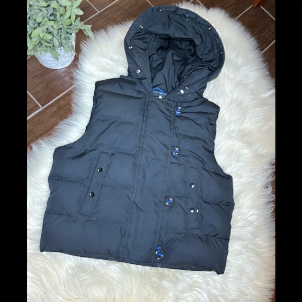 Gap black hooded puffer vest sz medium